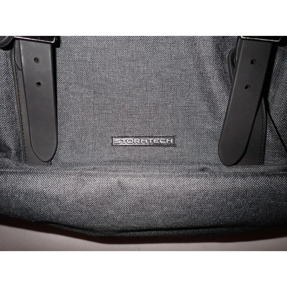 Stormtech Performance Oasis Backpack Laptop Storage Charcoal Grey Pockets
